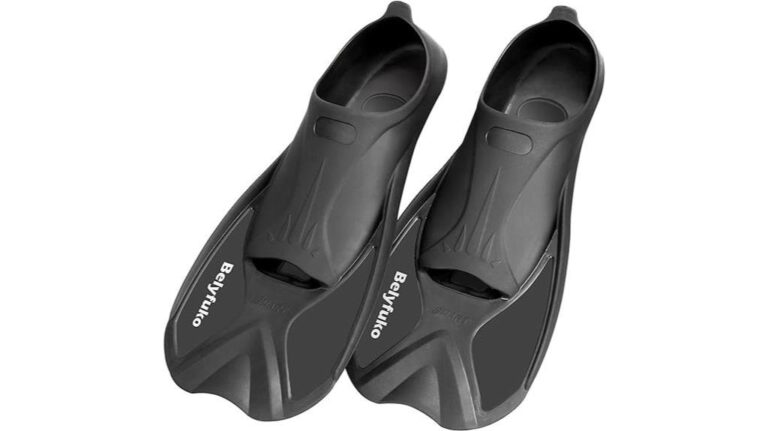 compact and comfortable fins